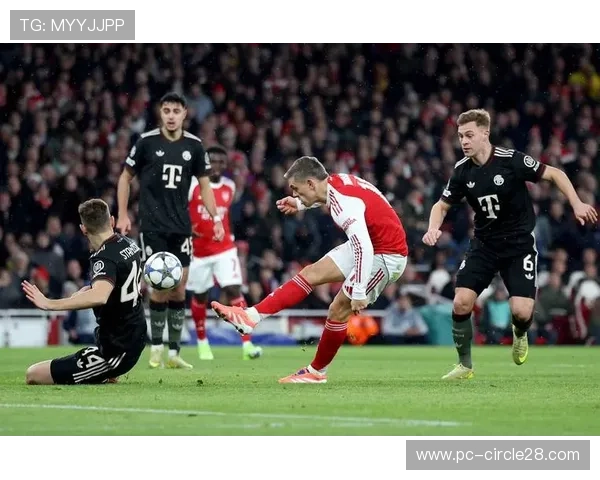 阿森纳、拜仁、巴黎并列进球榜首，攻势足球主导联赛阶段