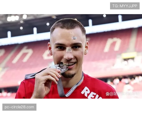 评论：霍芬海姆战术调整见效，通过增加无球跑动成功遏制对手进攻节奏